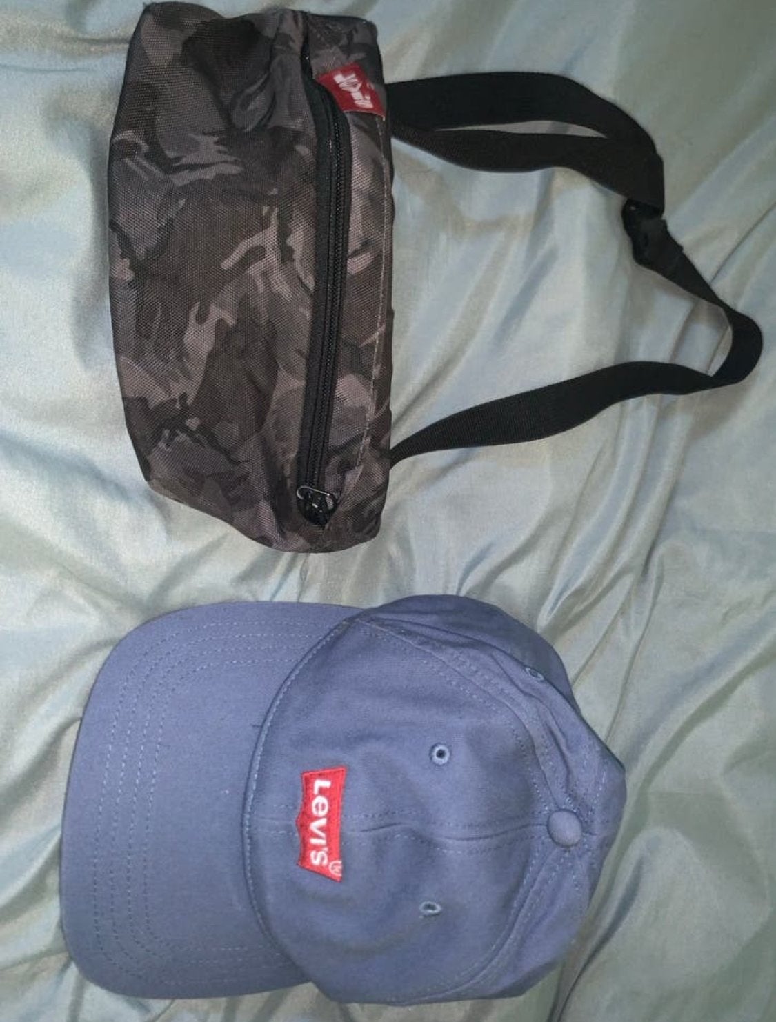 MEGA DEAL: Levis pet en buiktasje set, Ophalen of Verzenden, Zo goed als nieuw, One size fits all, Pet