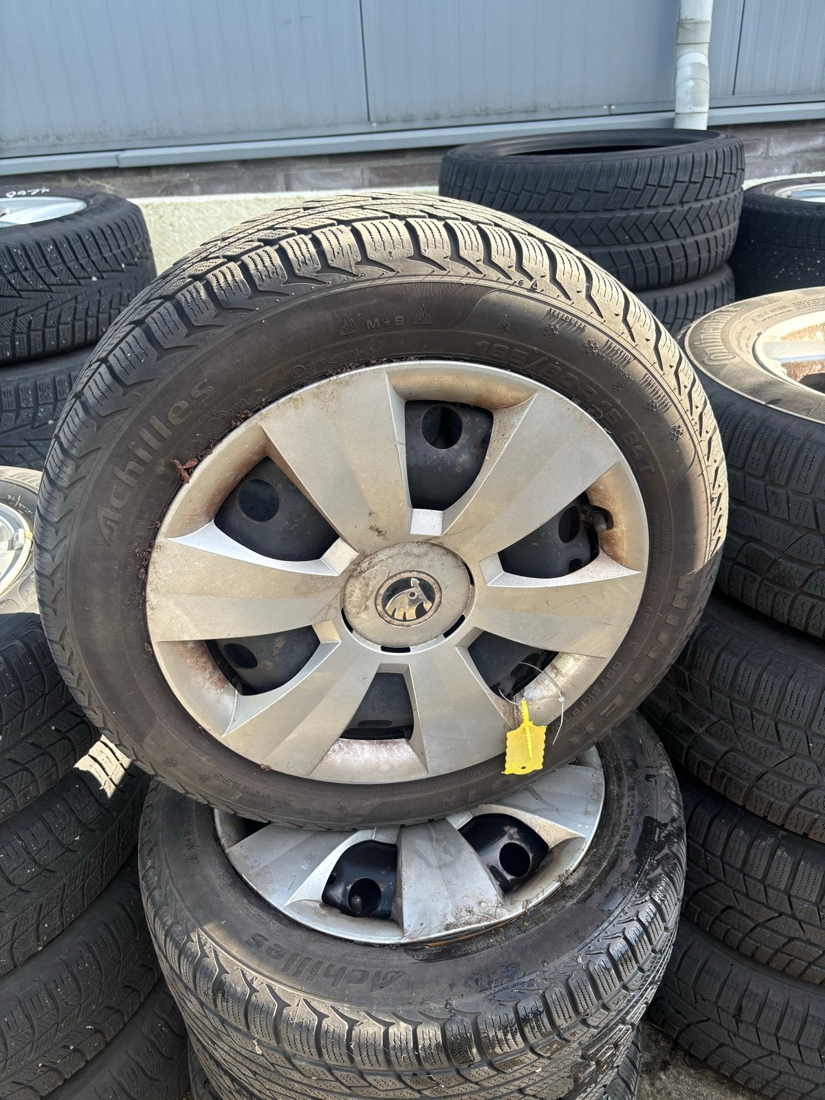 Winterbanden set Skoda Fabia / VW Polo 185/60R15, Ophalen, Gebruikt, 15 inch, .
