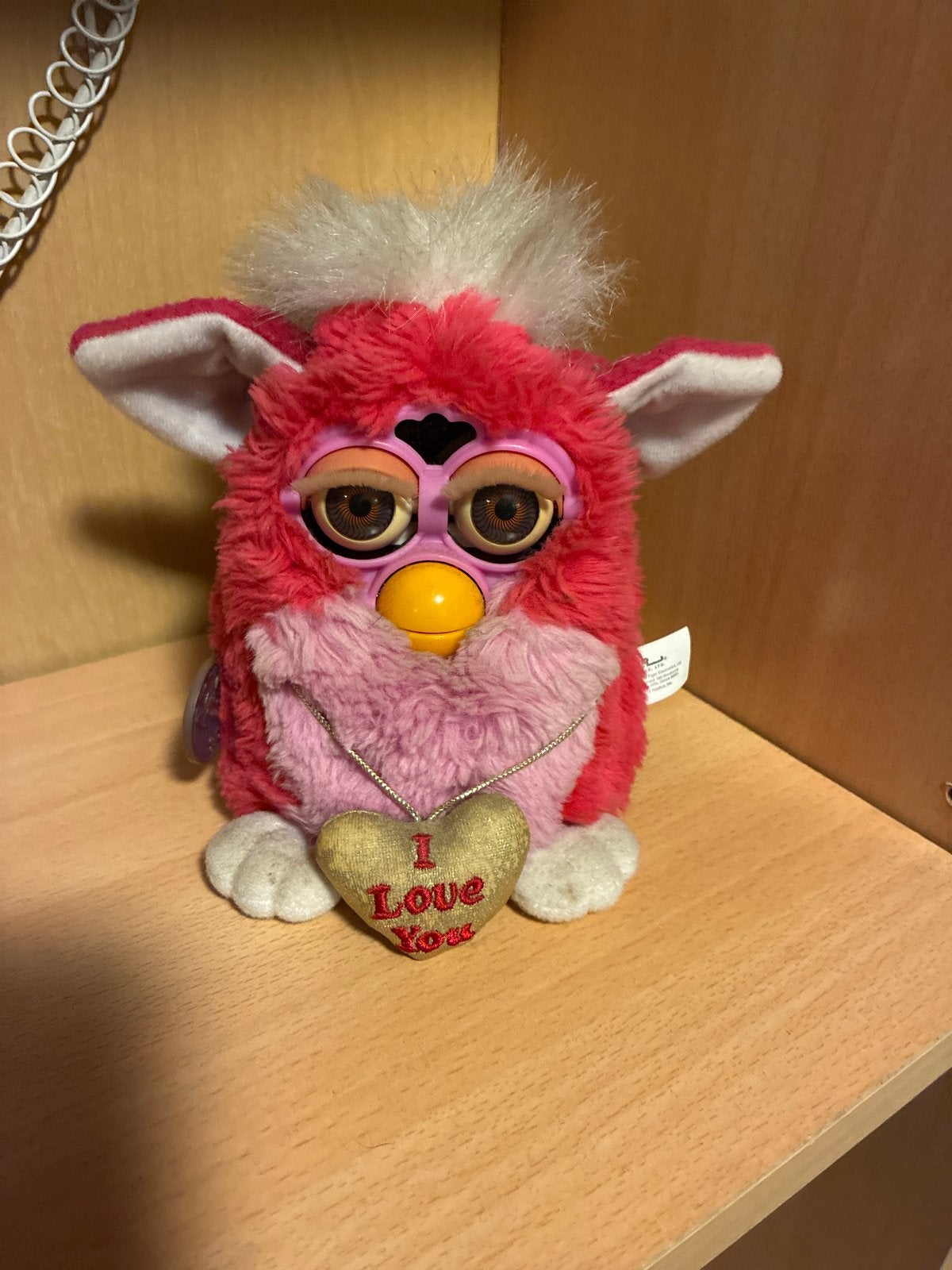 Roze Furby met 'I Love You' ketting, Ophalen of Verzenden, Gebruikt, Jongen of Meisje