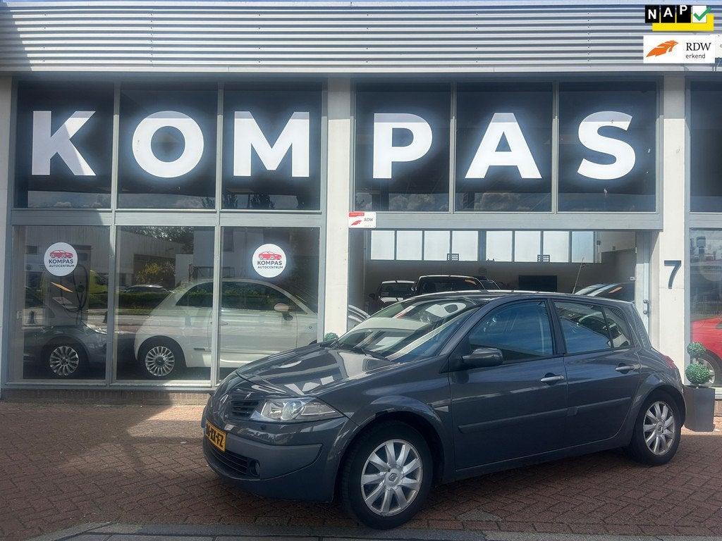 Renault Mégane 1.6-16V Tech Line |Keyless|Trekhaak|Airco|5D, Auto's, Renault, Voorwielaandrijving, Stof, Gebruikt, Zwart