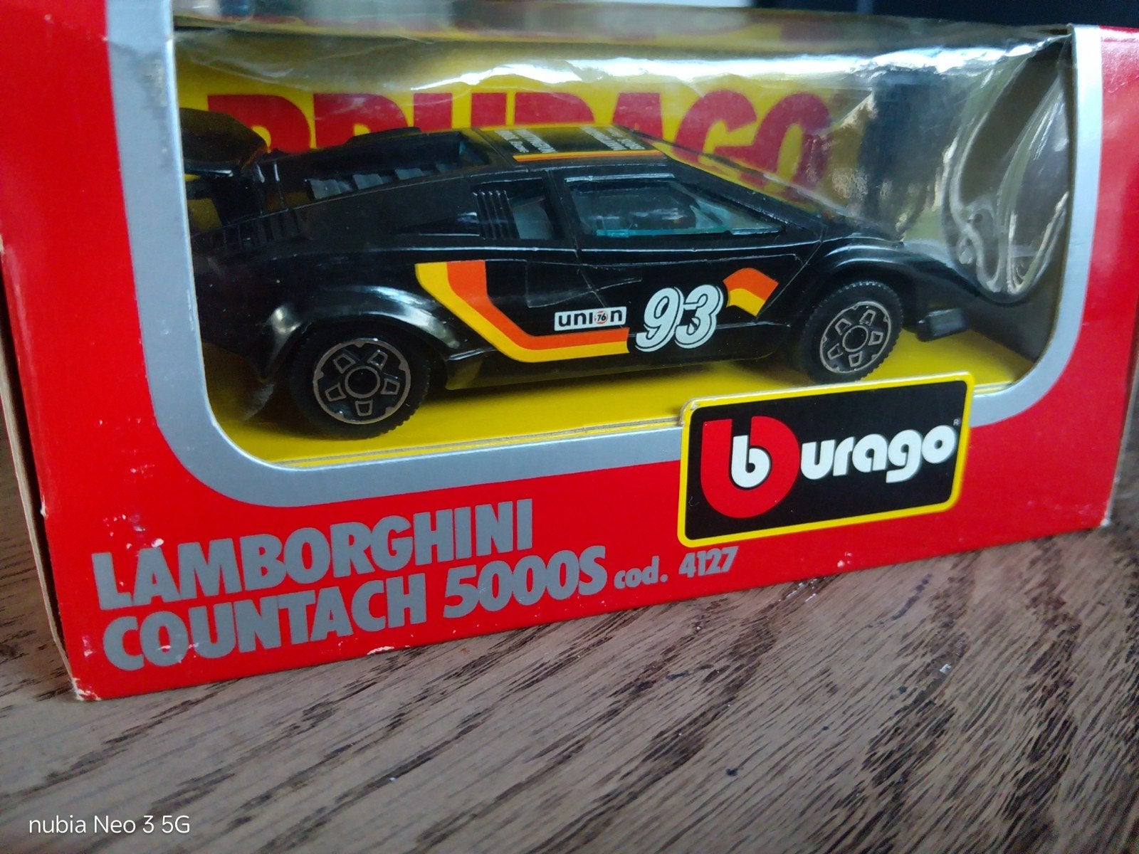 Burago Lamborghini Countach 5000S Modelauto Zwart, Hobby en Vrije tijd, Verzenden