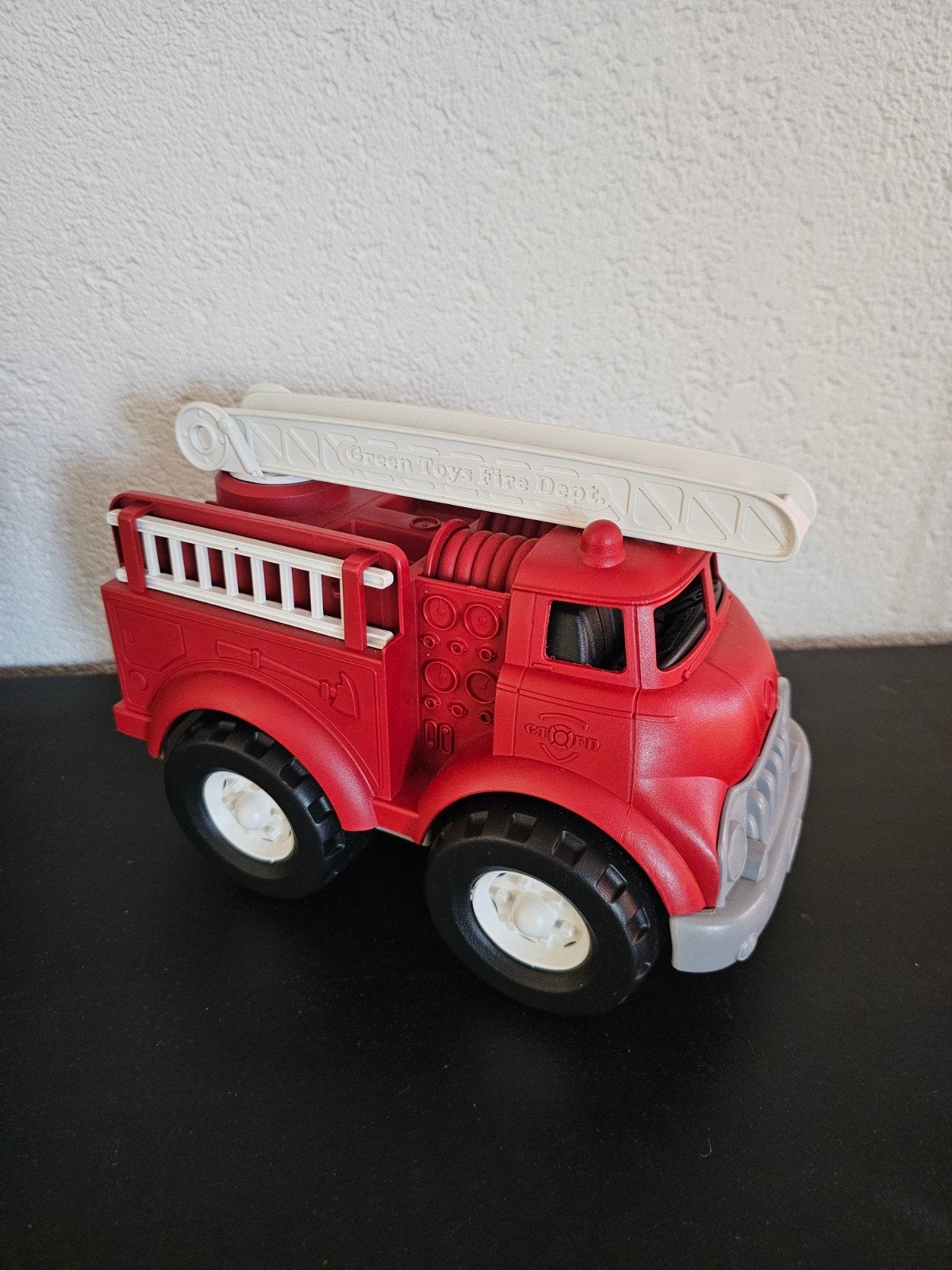 Green Toys brandweerwagen  als nieuw, Kinderen en Baby's, Speelgoed | Speelgoedvoertuigen, Ophalen, Zo goed als nieuw