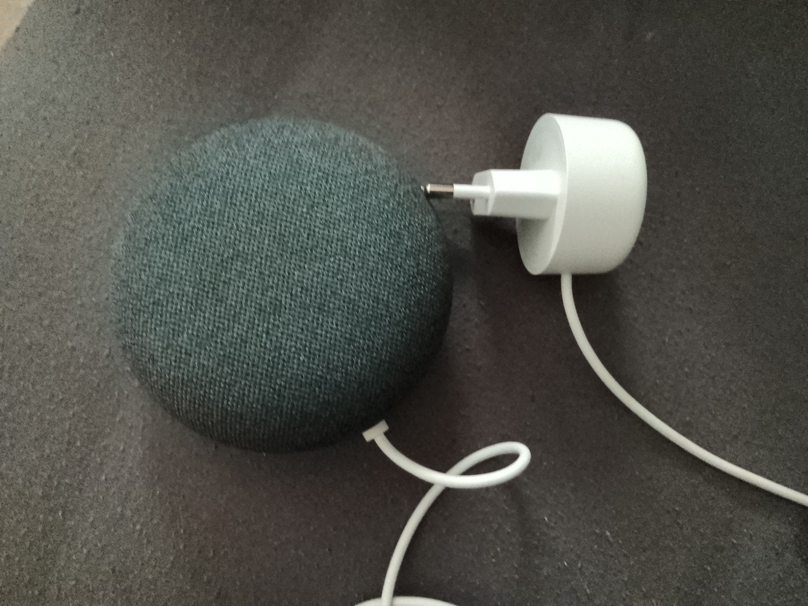 Google Nest mini 2e generatie, Audio, Tv en Foto, Mediaspelers, Ophalen of Verzenden, Zo goed als nieuw