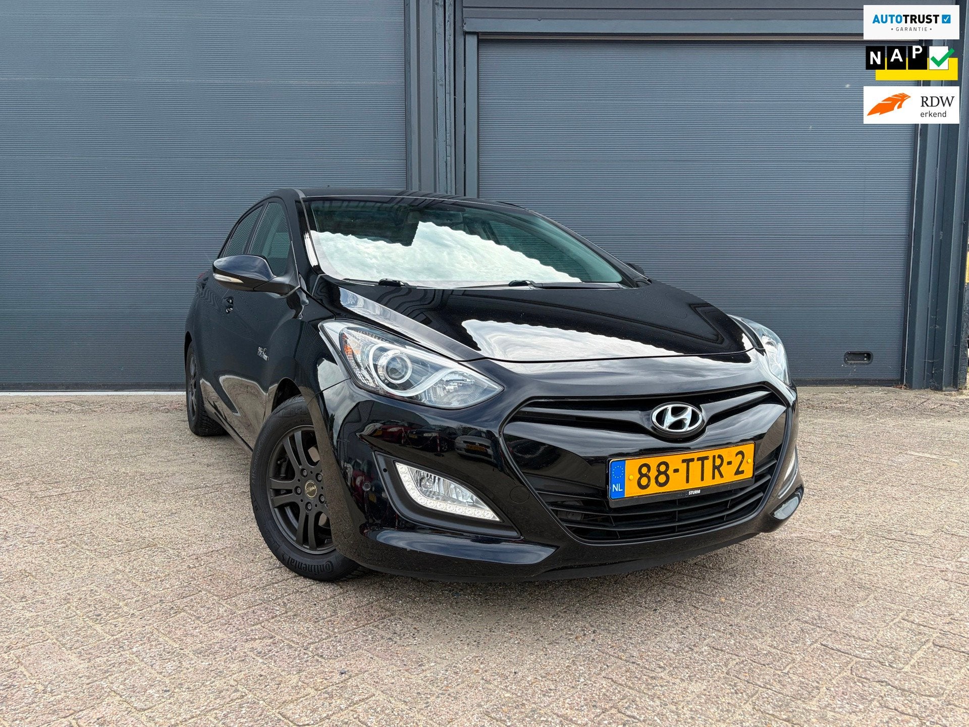 Hyundai I30 1.6 | 5 Deurs | Airco | Dealer Onderhouden | Cam, Voorwielaandrijving, Euro 5, 135 pk, Gebruikt