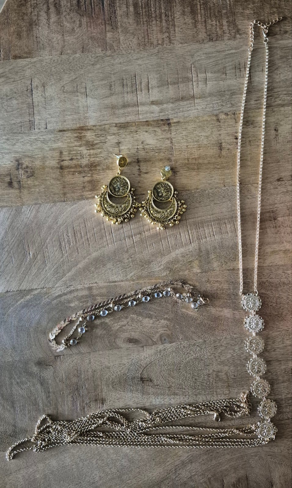 Nieuwe goudkleurige sieradenset, Sieraden, Tassen en Uiterlijk, Kettingen, Ophalen of Verzenden, Nieuw, Goud, Overige materialen