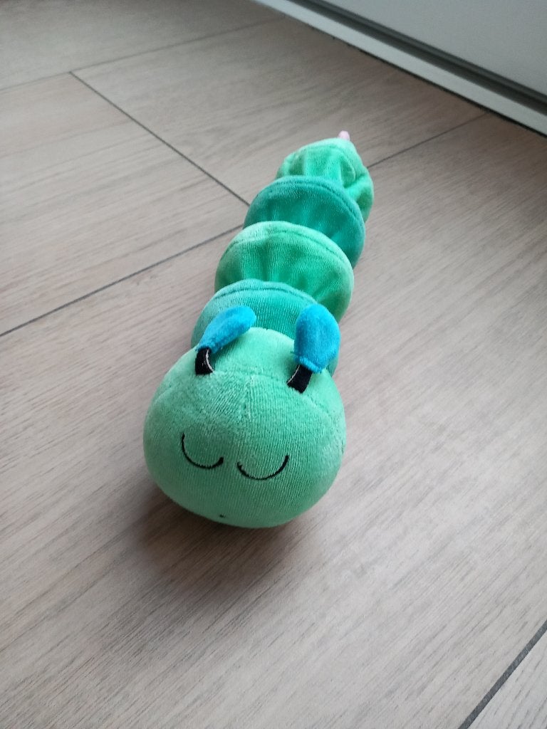 K291 Rups met muziekdoos Ikea, Met geluid, Overige typen, Ophalen of Verzenden, Klein (minder dan 20 cm)