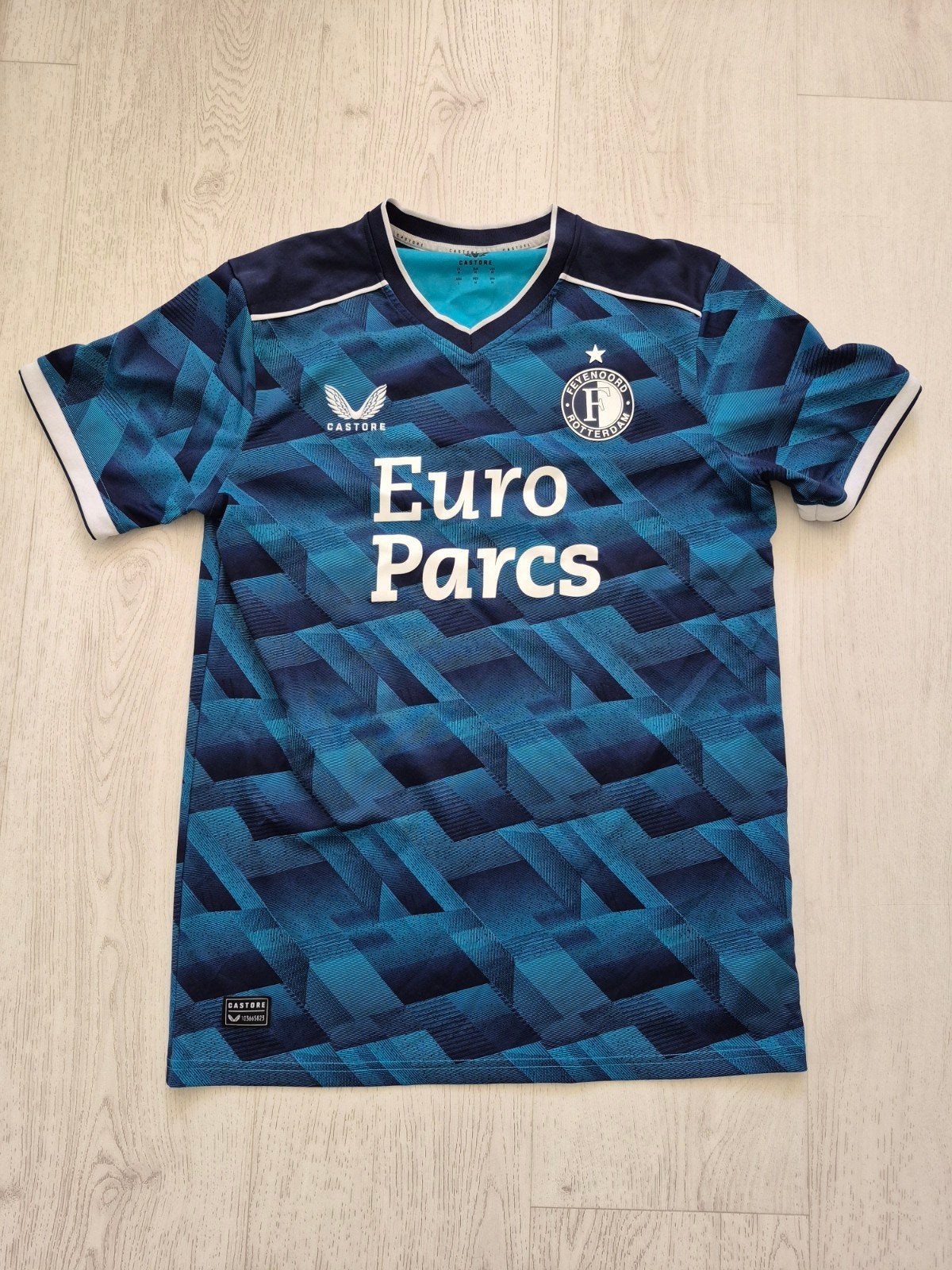 Feyenoord Shirt Maat M, Ophalen of Verzenden