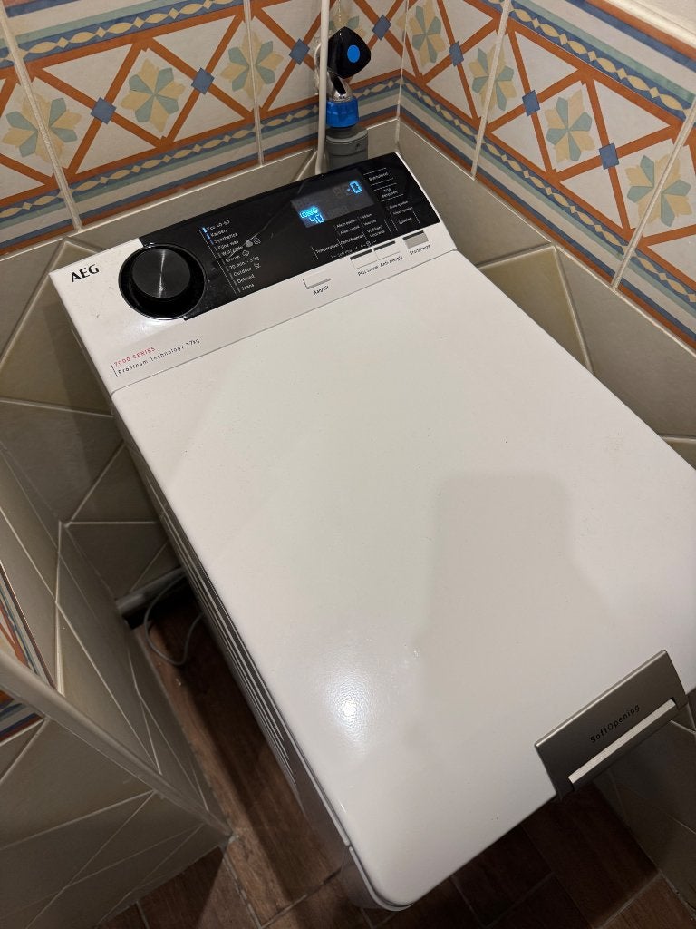 AEG wasmachine bovenlader 7KG moet snel weg, Ophalen, Bovenlader, Zo goed als nieuw, 85 tot 90 cm