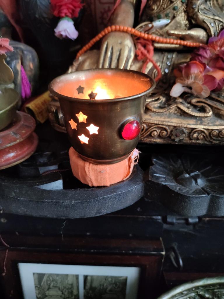 Houder voor waxine met 4 stenen, Antiek en Kunst, Antiek | Koper en Brons, Ophalen of Verzenden