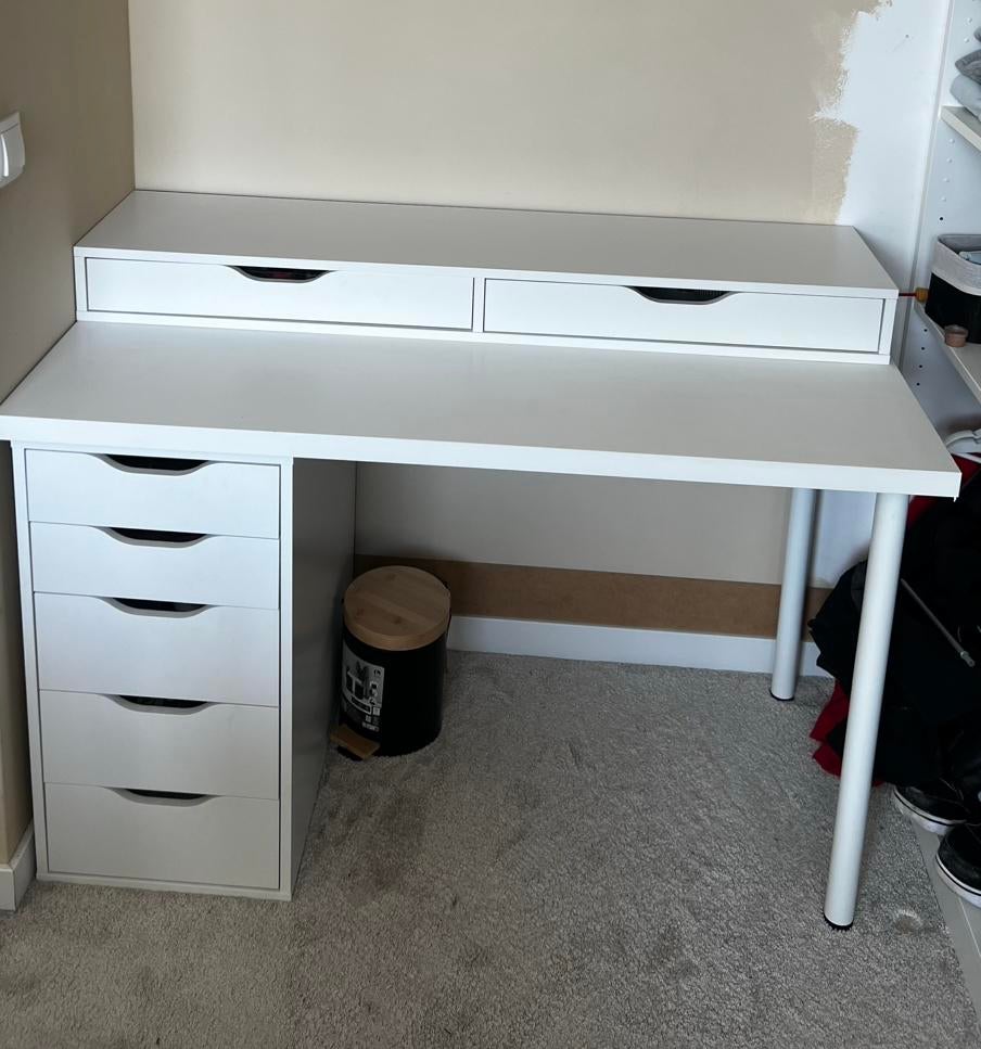 Bureau ikea + plank, Ophalen, Gebruikt, Met lades, Spaanplaat of MDF