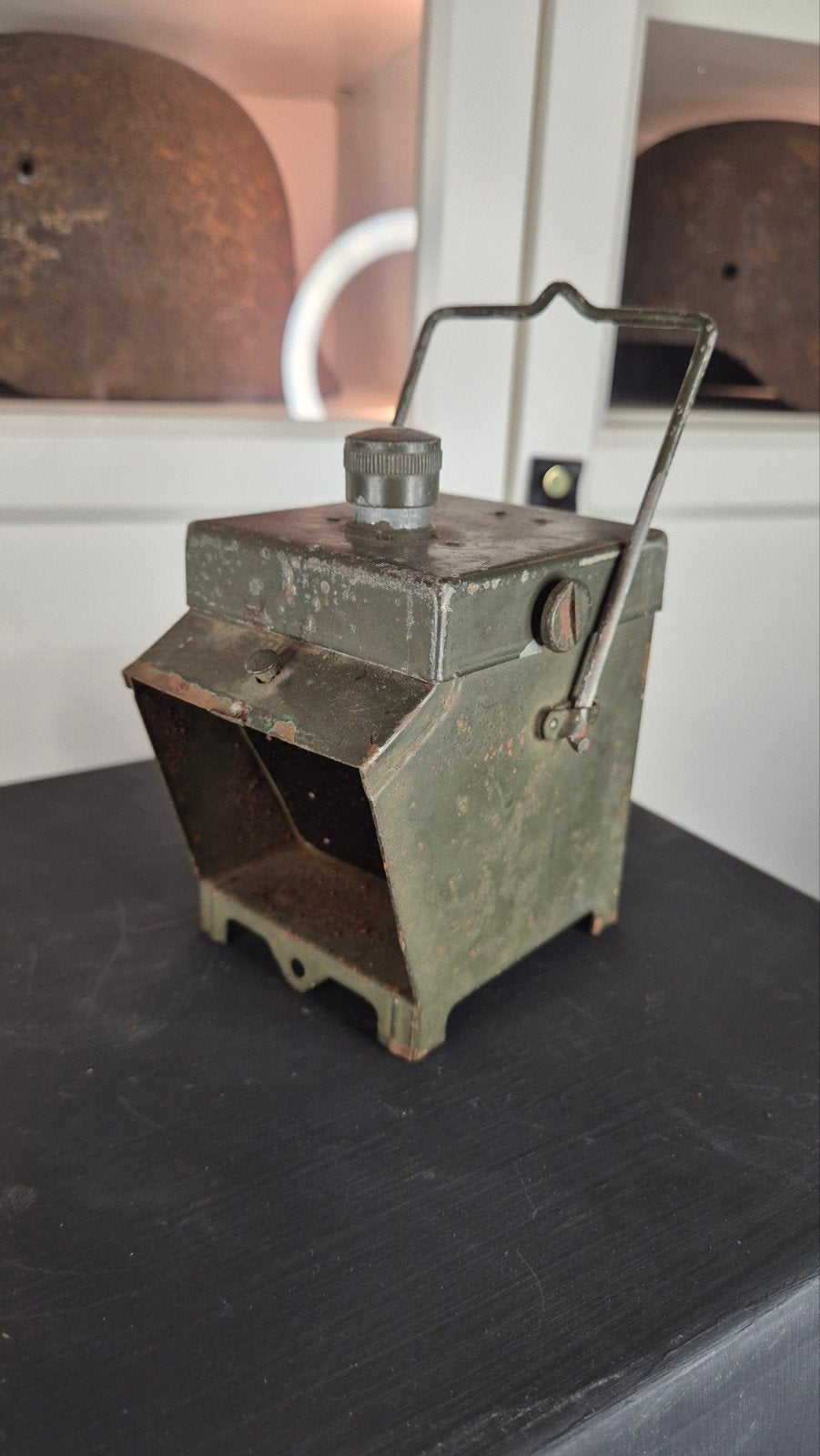 Britse WW2 Zaklamp/Lantaarn in originele verf, Ophalen of Verzenden