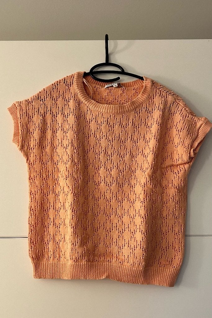 Lola & Liza zalmkleurige trui met korte mouwen, Maat 38/40 (M), Oranje, Ophalen of Verzenden, Zo goed als nieuw