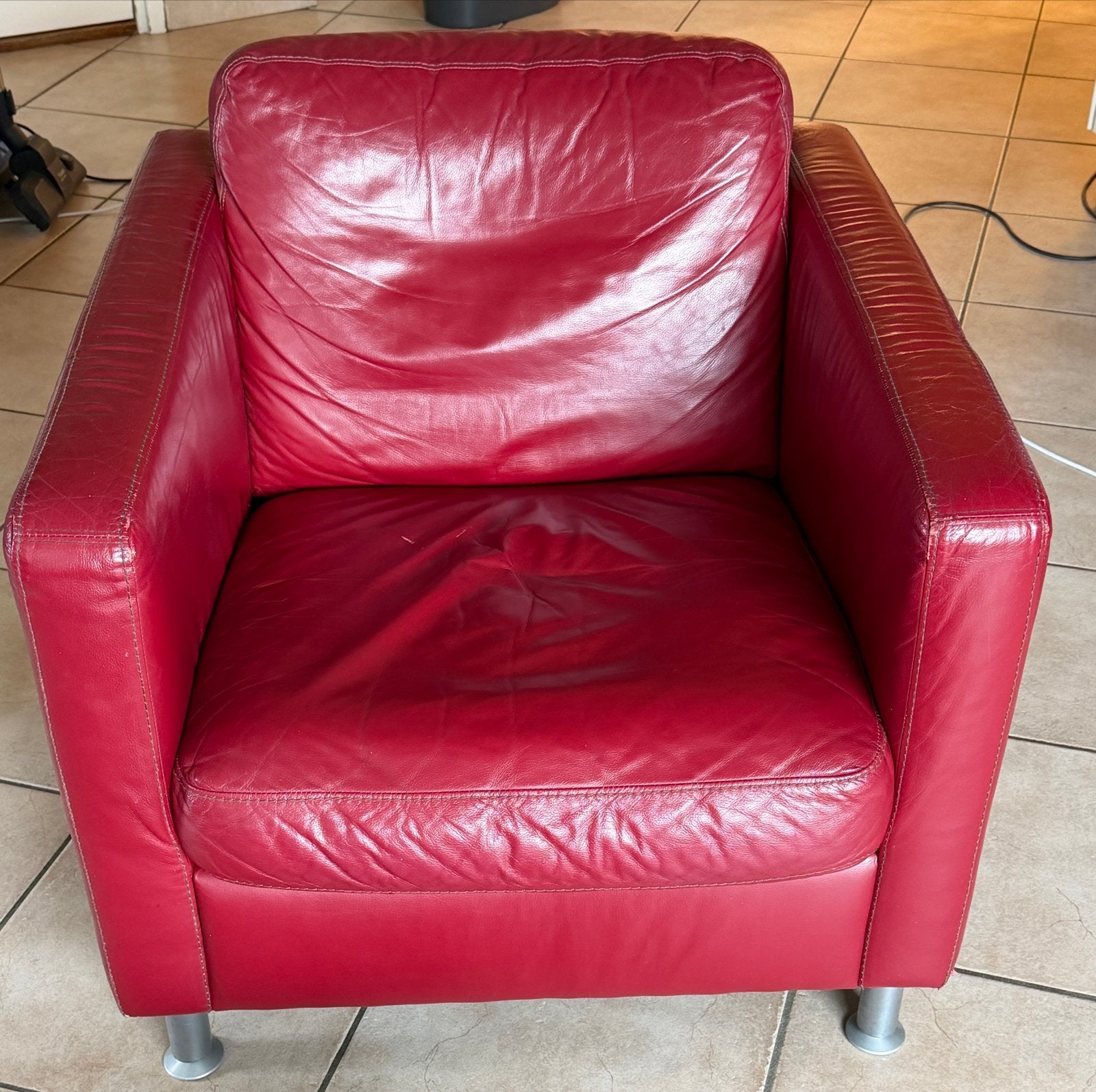 Rode Leren Fauteuil - Comfortabel en Stijlvol, Huis en Inrichting, Ophalen, Gebruikt, 75 tot 100 cm, Leer