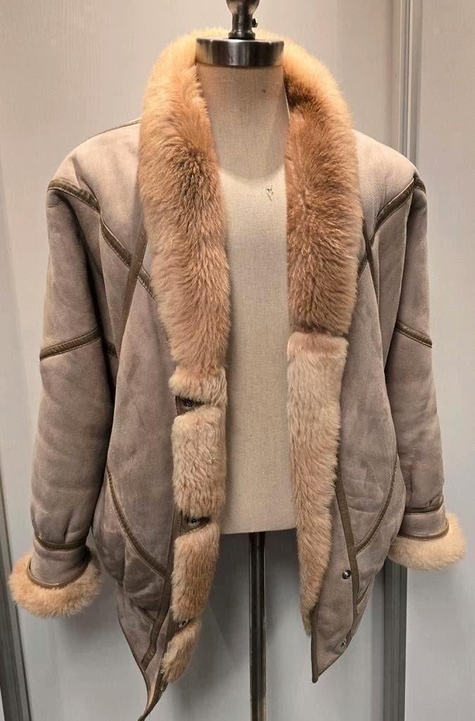 Unieke 2-zijdige dames lammy coat - maat L, Kleding | Dames, Jassen | Winter, Ophalen of Verzenden, Gedragen, Maat 42/44 (L), Beige