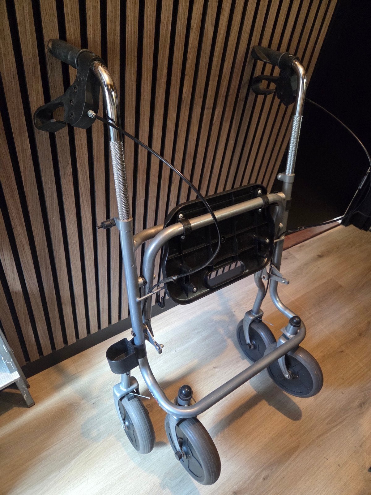 Rollator grijs, Ophalen, Opvouwbaar, Gebruikt