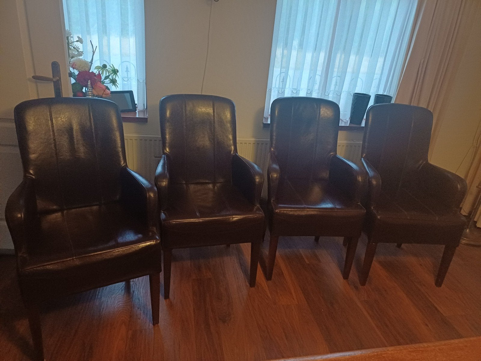 Set van 4 bruine leren stoelen, Huis en Inrichting, Stoelen, Ophalen, Gebruikt, Bruin, Klassiek