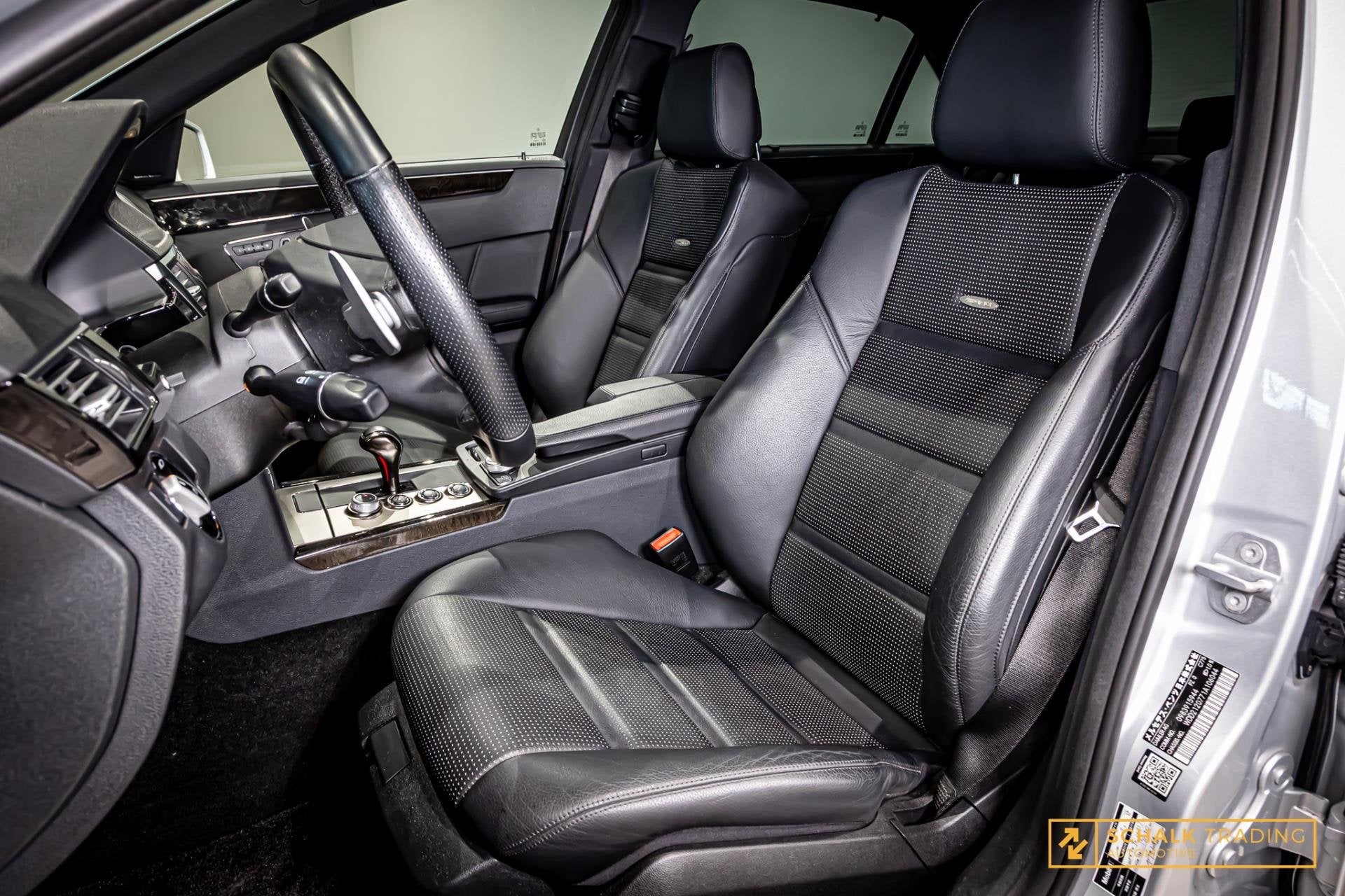Mercedes-Benz E-klasse AMG 63|H&K|Cam|E-stoel|Youngtimer, Auto's, Automaat, Achterwielaandrijving, Gebruikt, Leder