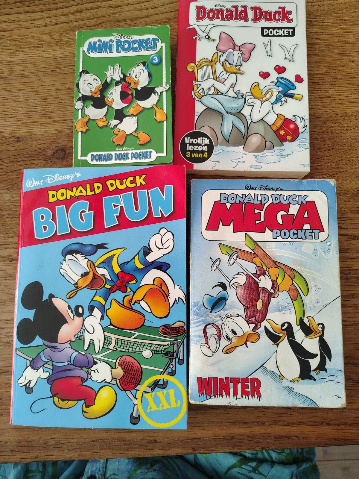 Donald Duck Pocket en Mega Pocket collectie, Meerdere stripboeken, Ophalen of Verzenden, Gelezen
