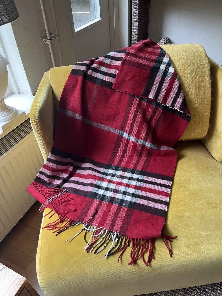 Sjaal van FRAAS, 200 x 60 cm, rood, Maat 46/48 (XL) of groter, Fraas, Ophalen of Verzenden, Zo goed als nieuw