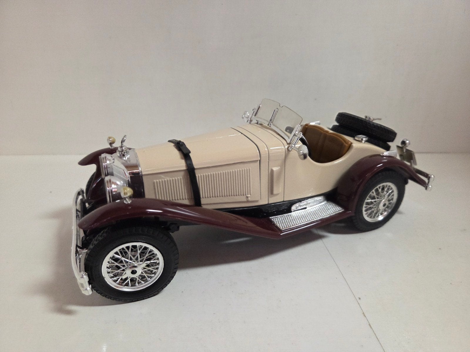 Bburago Mercedes SSK 1:18, ., Ophalen of Verzenden, Zo goed als nieuw, .