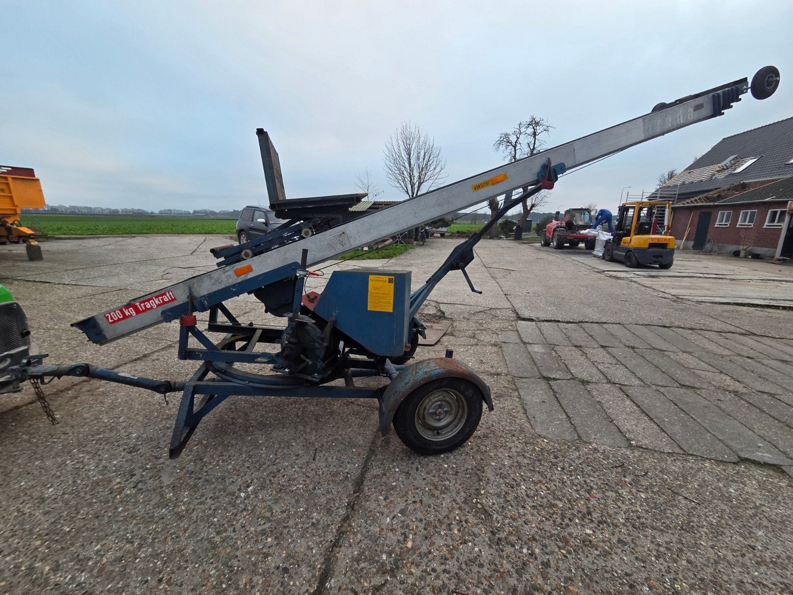 Klaas pannenlift +-16 meter – 200 kg – Honda benzinemotor, Ophalen, Gebruikt