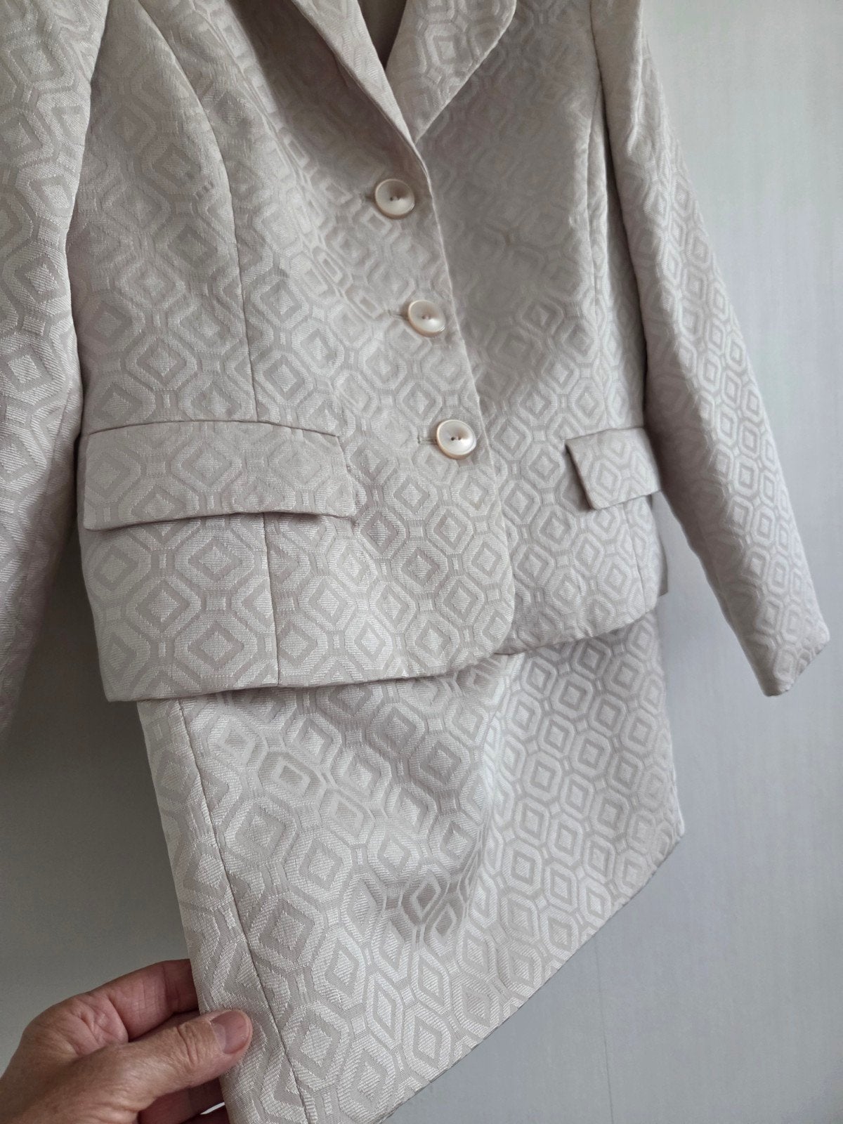 Prachtig damespakje 2 piece outfit 2 delig kolbert met rok, Ophalen of Verzenden, Zo goed als nieuw, Maat 42/44 (L)