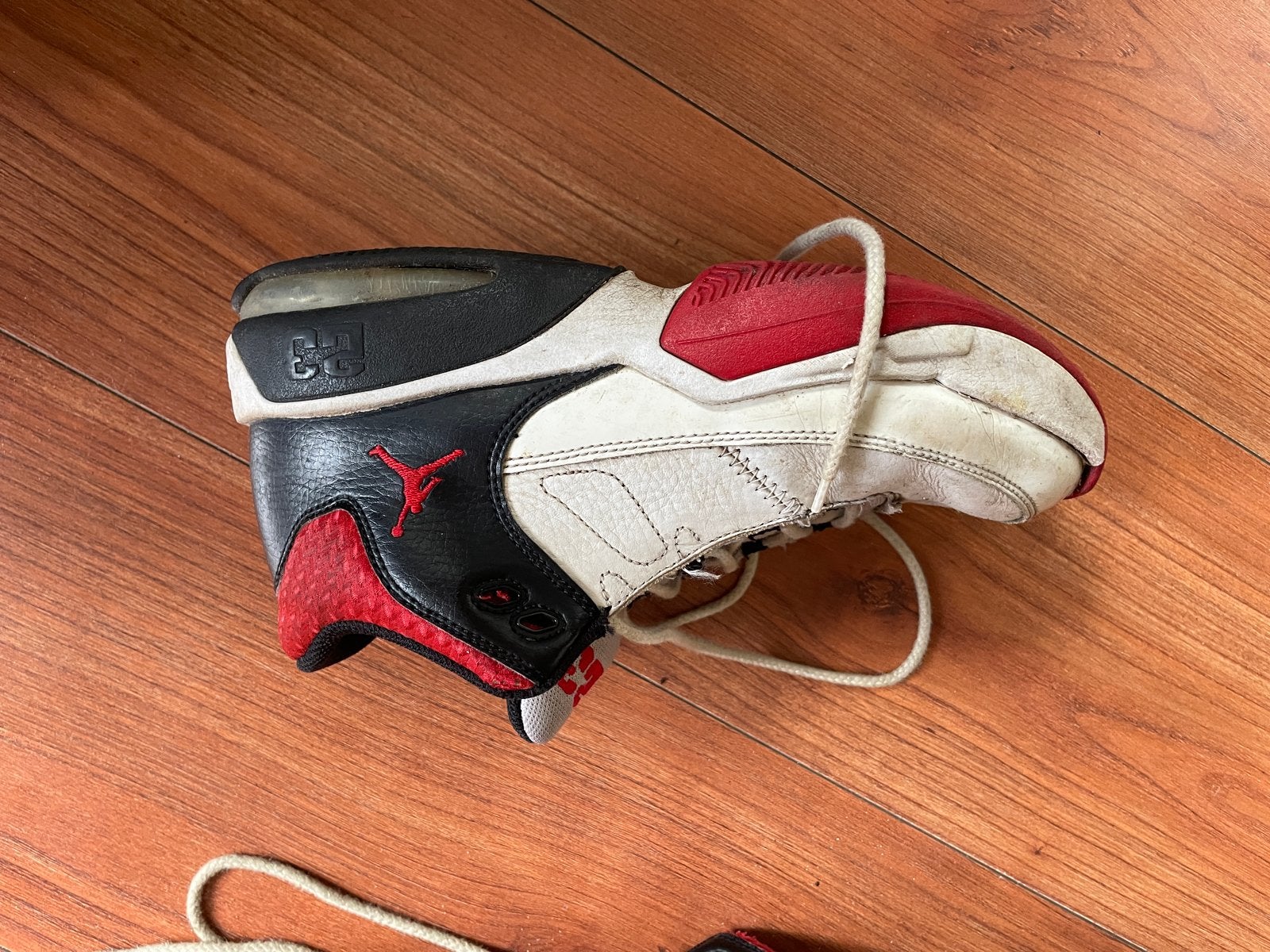Jordan sneakers rood/zwart/wit - Maat 40, Ophalen of Verzenden, Gedragen, Overige kleuren, Sneakers of Gympen