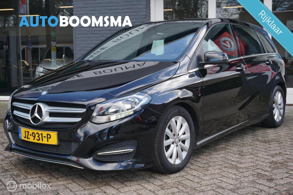 Mercedes B-klasse 180 1.6 122pk Edition Automaat Trekhaak, Gebruikt, 4 cilinders, 19 km/l, Onderhoudsboekje