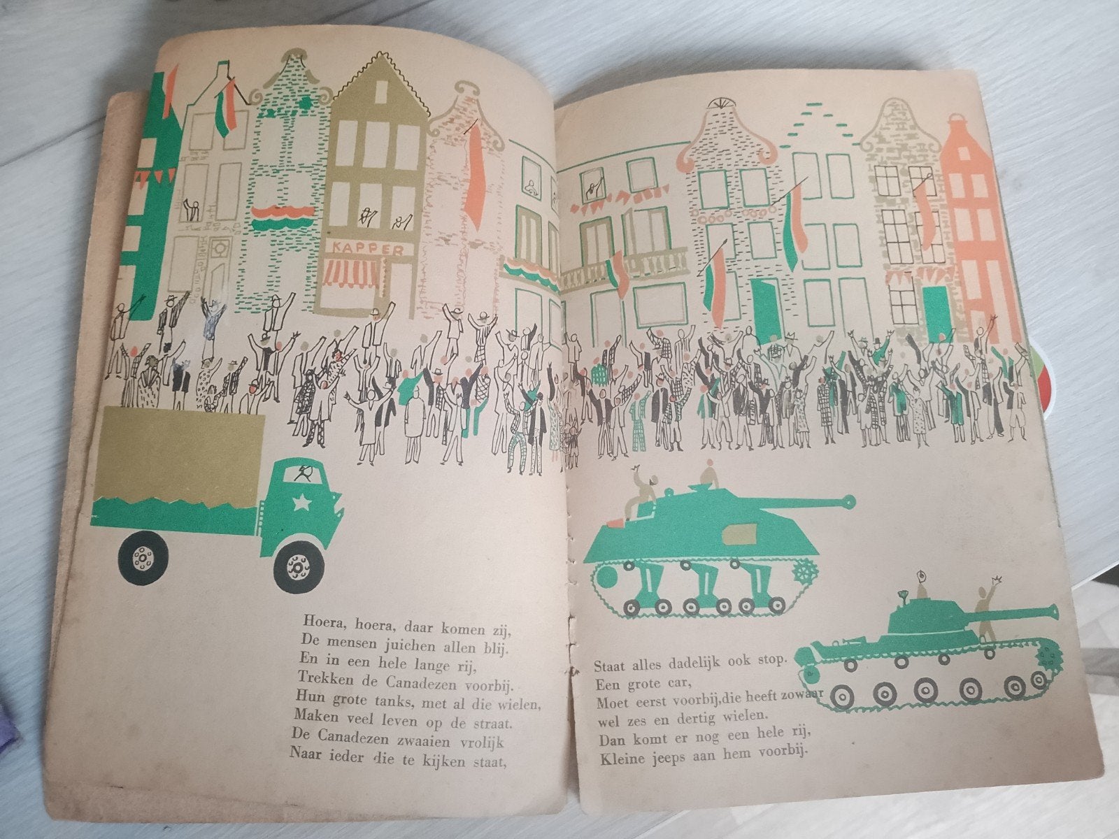 Foto 4 van Zeldzaam WOII Bevrijdingsboekje 'Hi Ha Canada' (1945)