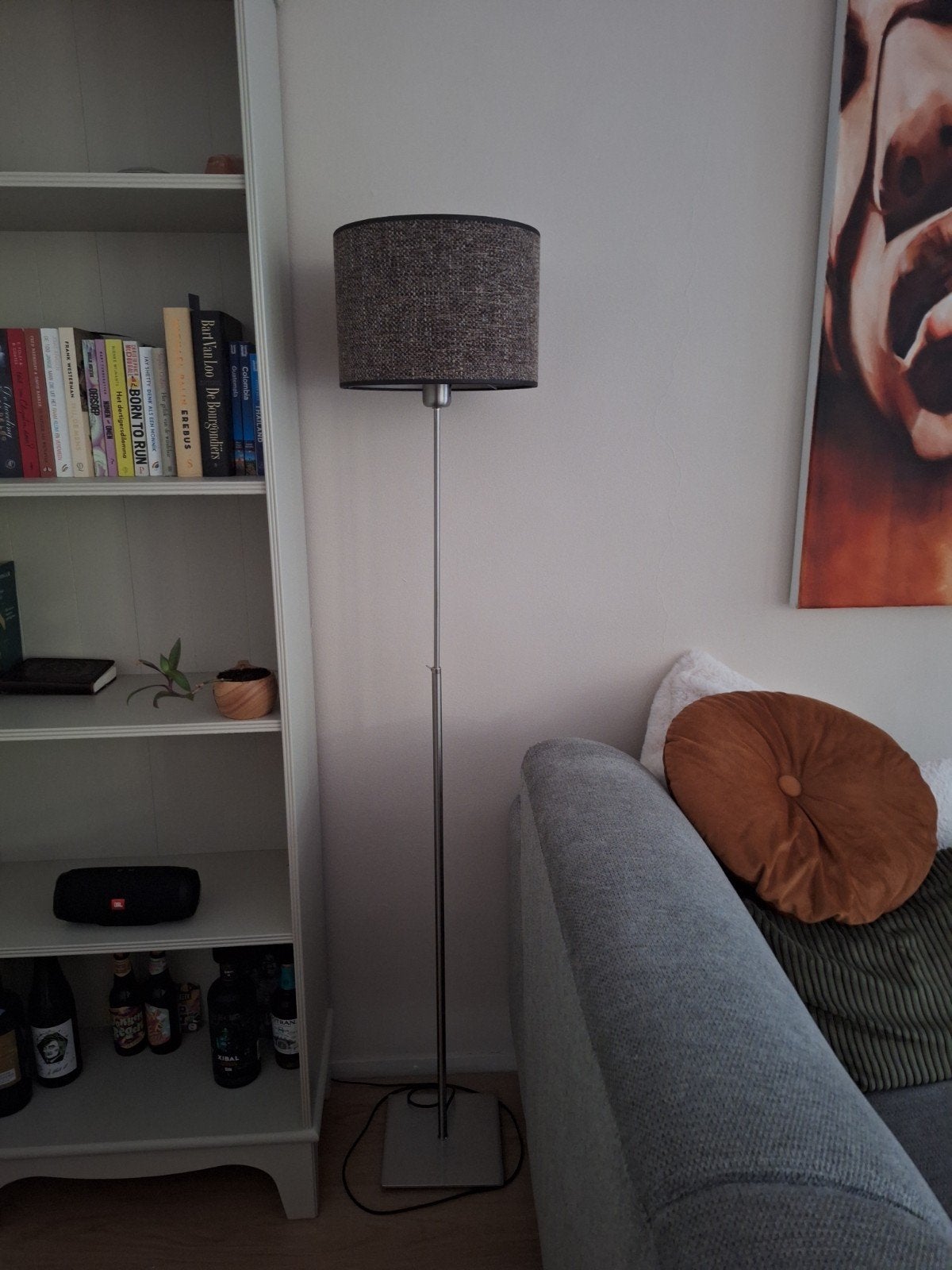ikea ringsta staande lamp zilver met bruine lampenkap, Huis en Inrichting, Lampen | Vloerlampen, Ophalen, Zo goed als nieuw, 150 tot 200 cm