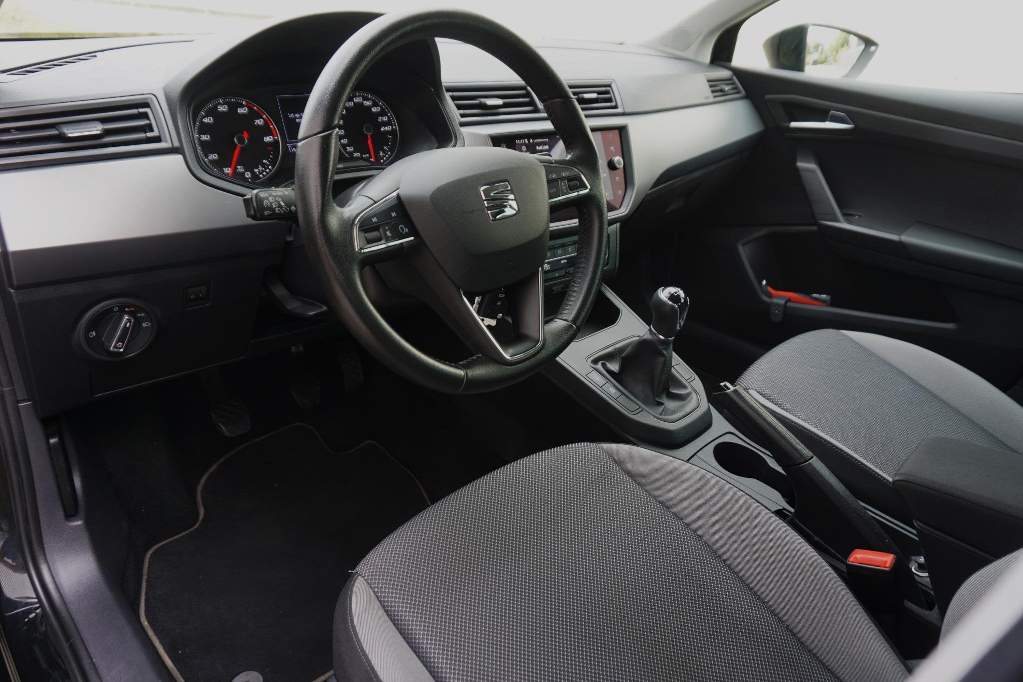 SEAT Ibiza 1.0 TSI Style Business Intense/CARPLAY/CAMERA!, Auto's, Voorwielaandrijving, Stof, Euro 6, 95 pk