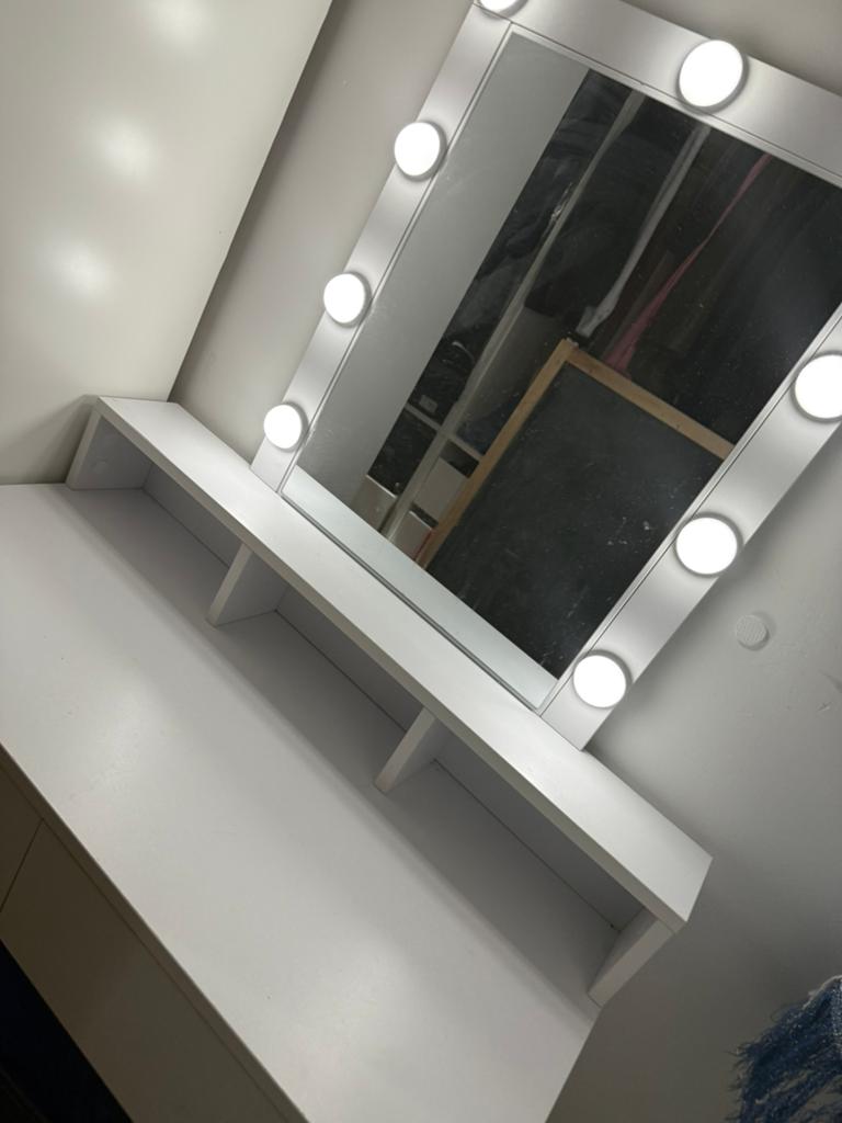 Makeup tafel met licht en lades, Huis en Inrichting, Tafels | Kaptafels, Ophalen, Zo goed als nieuw, 50 tot 100 cm, Minder dan 100 cm