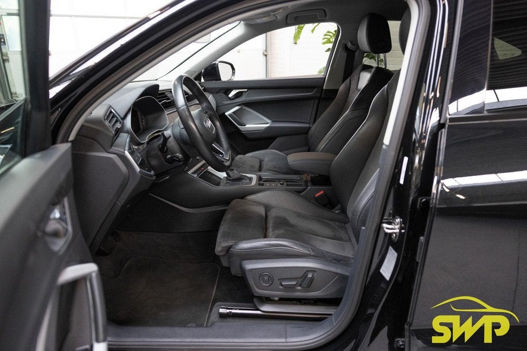 Audi Q3 Sportback 35 TFSI S Edition | ACC | 2x s-line | Elek, Auto's, Audi, 4 cilinders, 150 pk, 1505 kg, Zwart