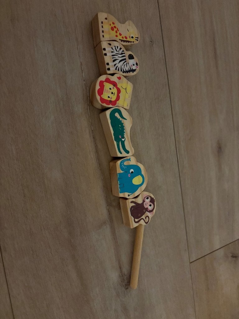 Ses houten kralen rijgen peuters, Kinderen en Baby's, Ophalen of Verzenden, Zo goed als nieuw
