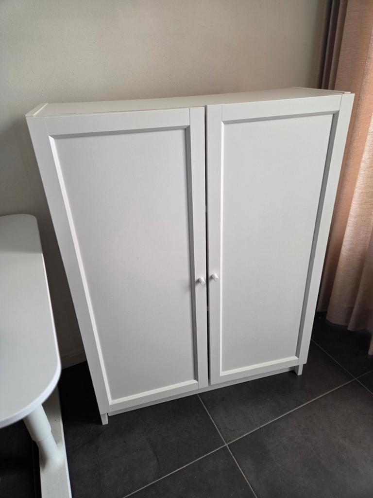 IKEA Billy Boekenkast met Oxberg deuren (80x28x106 cm), Huis en Inrichting, Ophalen, Gebruikt