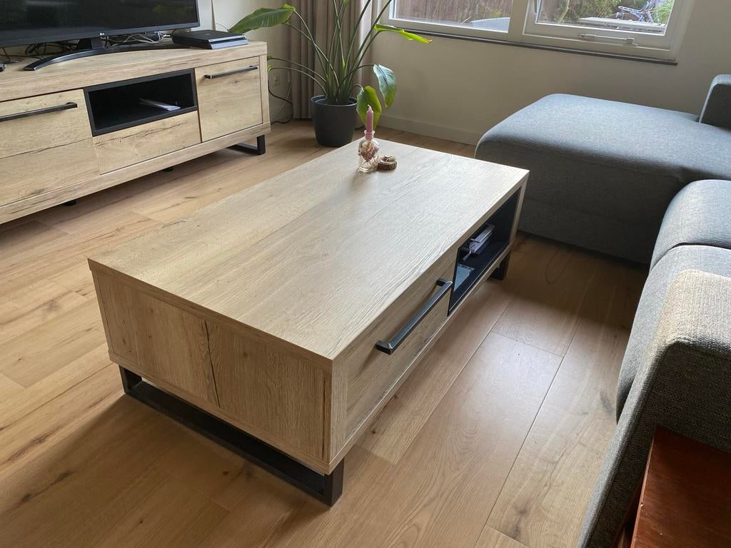 Salontafel ZGAN, Ophalen, 100 tot 150 cm, 50 tot 100 cm, Zo goed als nieuw