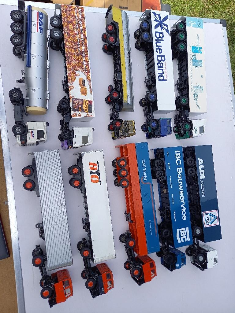 10 daf lion car vrachtwagens, Ophalen of Verzenden, Gebruikt, Bus of Vrachtwagen, Lion Toys
