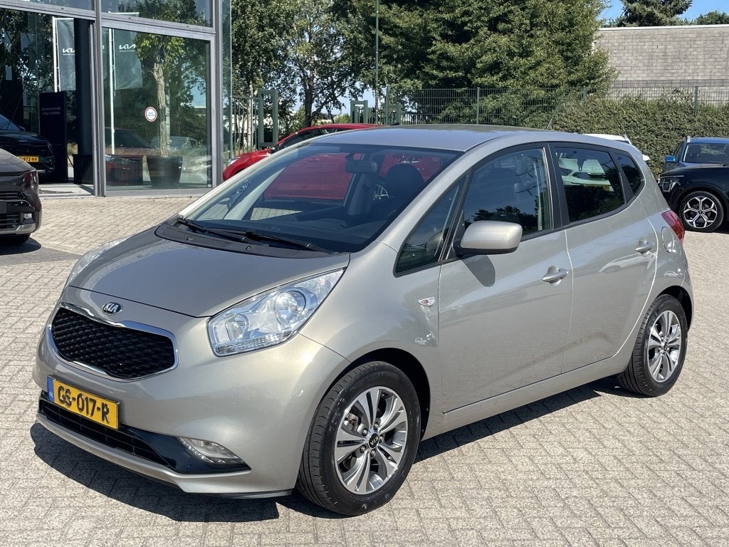 Kia Venga 1.4 CVVT DynamicPlusLine (bj 2015), Auto's, Voorwielaandrijving, Gebruikt, Euro 6, 4 cilinders