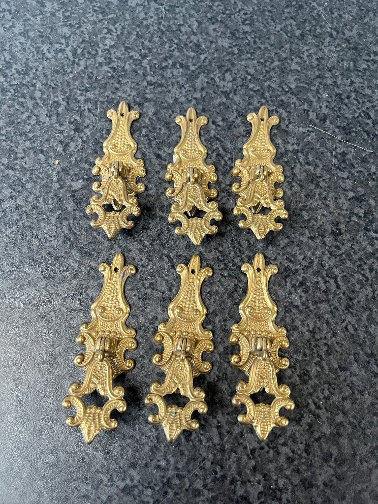 6x vintage messing handgreep ,deur , kast knop , greep ., Doe-het-zelf en Verbouw, Hang- en Sluitwerk, Ophalen of Verzenden, Zo goed als nieuw
