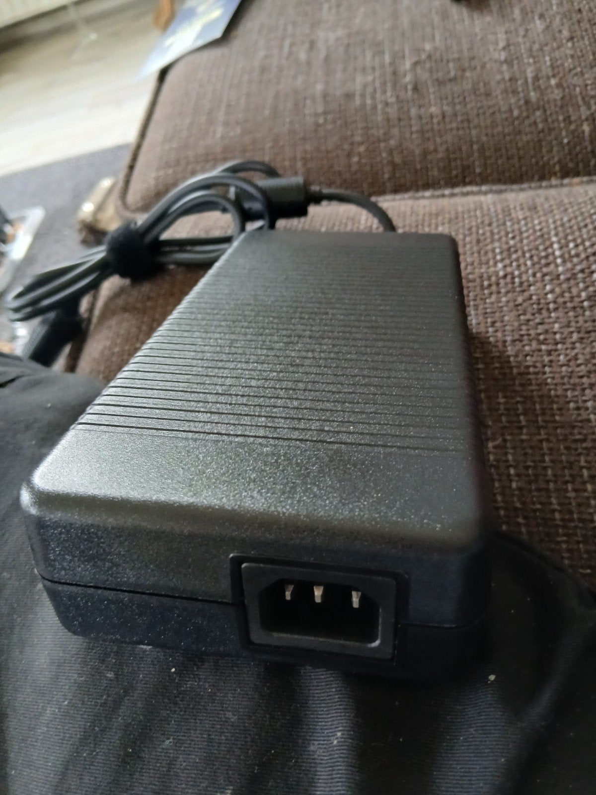 Dell AC Adapter ADP-330AB D - 19.5V 16.9A, Computers en Software, Laptop-opladers, Gebruikt, Ophalen of Verzenden