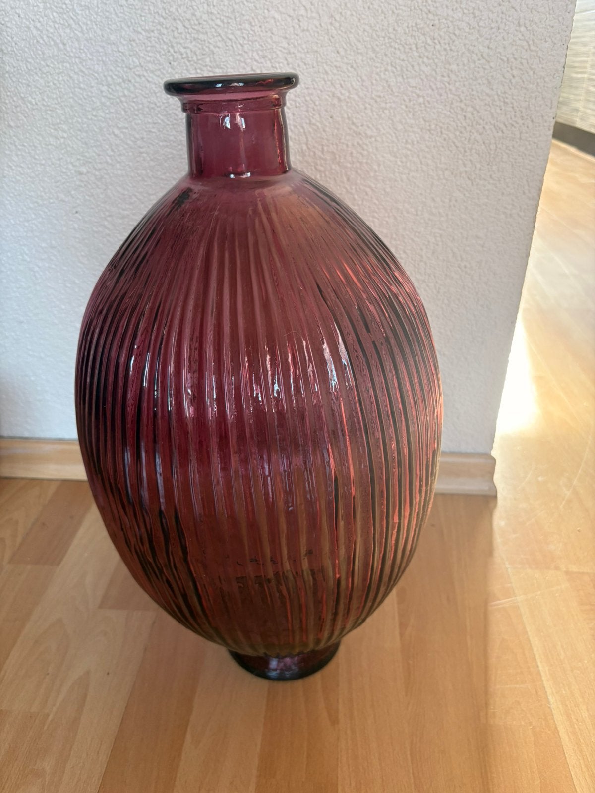 Mica Firenza grote(59 cm) glazen ribbel vaas NIEUW, Huis en Inrichting, Ophalen of Verzenden, Nieuw, Gerecycled glas, Glas