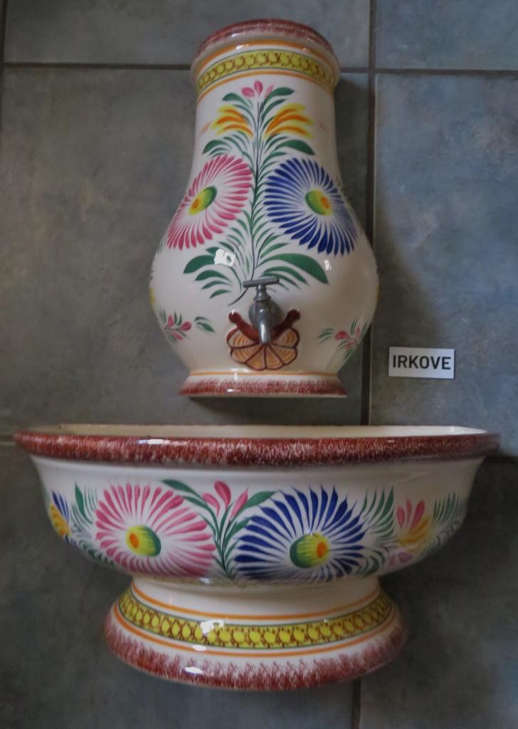 QUIMPER KERAMIEK * FRANS * LAVABO * Wand Decoratie *, Antiek en Kunst, Ophalen of Verzenden