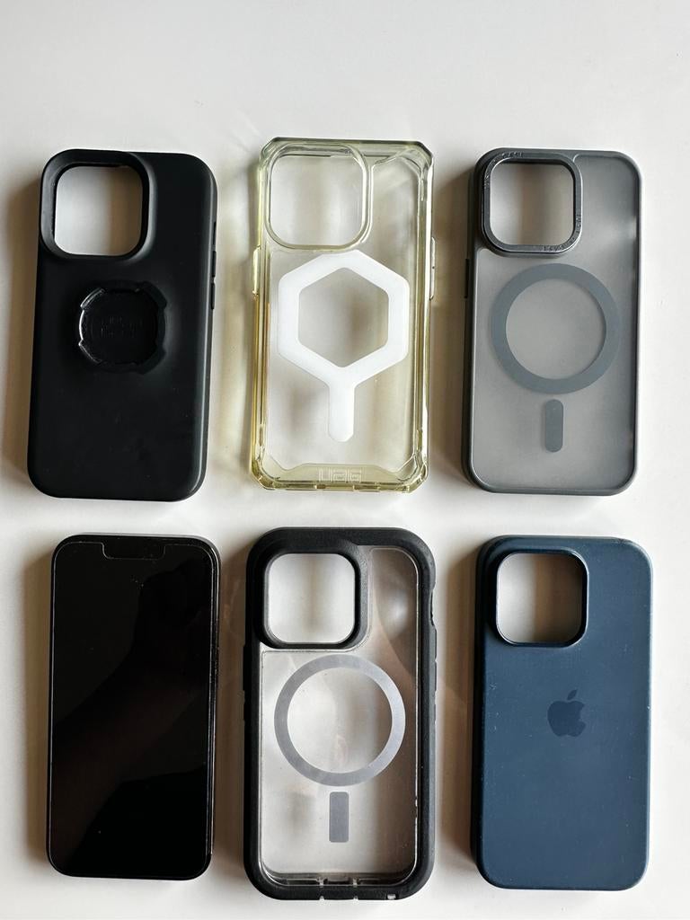 Appel iPhone 14 Pro 128GB + 5 hoesjes, Ophalen, Zwart, IPhone 14, Zo goed als nieuw
