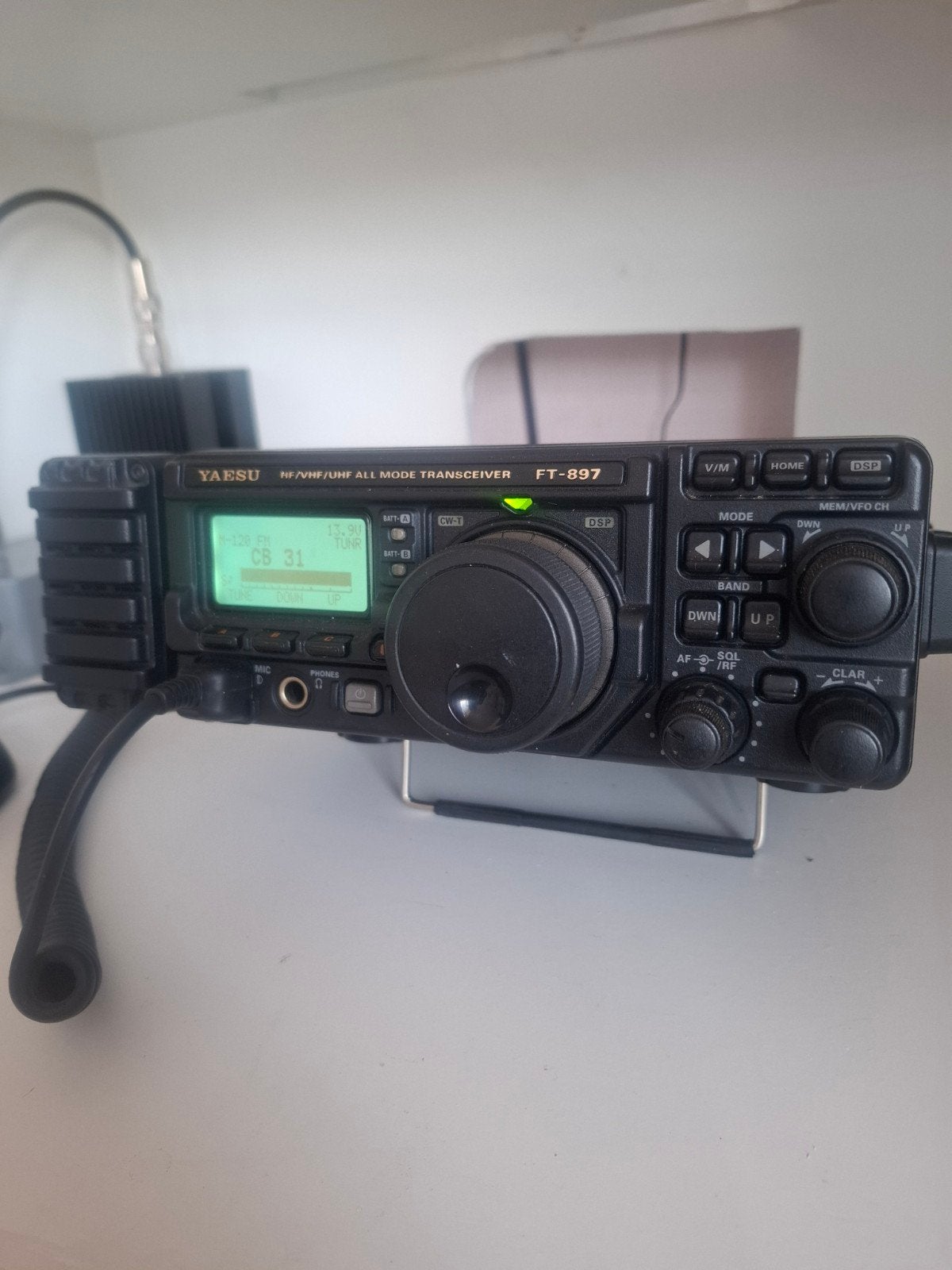 Yaesu 897D, Telecommunicatie, Ophalen of Verzenden, Zo goed als nieuw