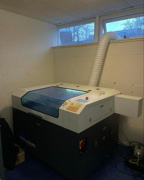BRM Pro Lasergraveermachine 90x60 cm 100W, Ophalen