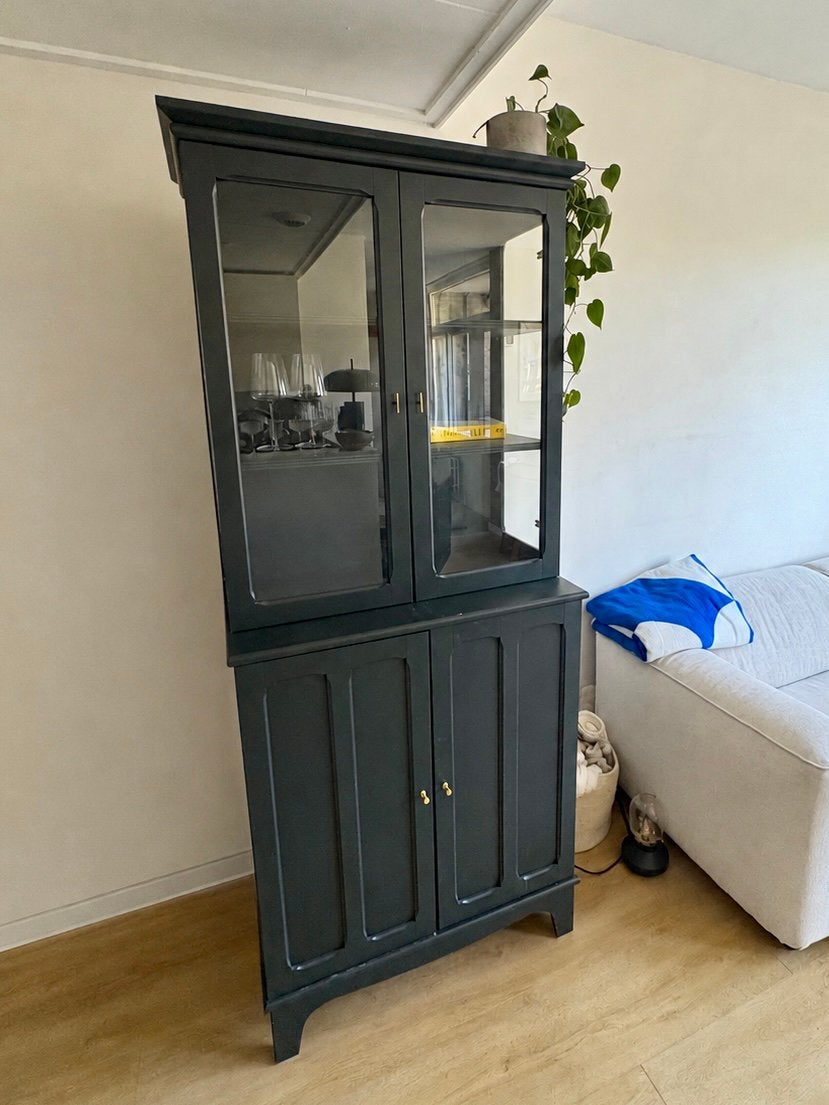 Lommarp vitrine kast IKEA blauw/groen, Huis en Inrichting, Kasten | Buffetkasten, Ophalen, 50 tot 100 cm, Zo goed als nieuw, 150 tot 200 cm
