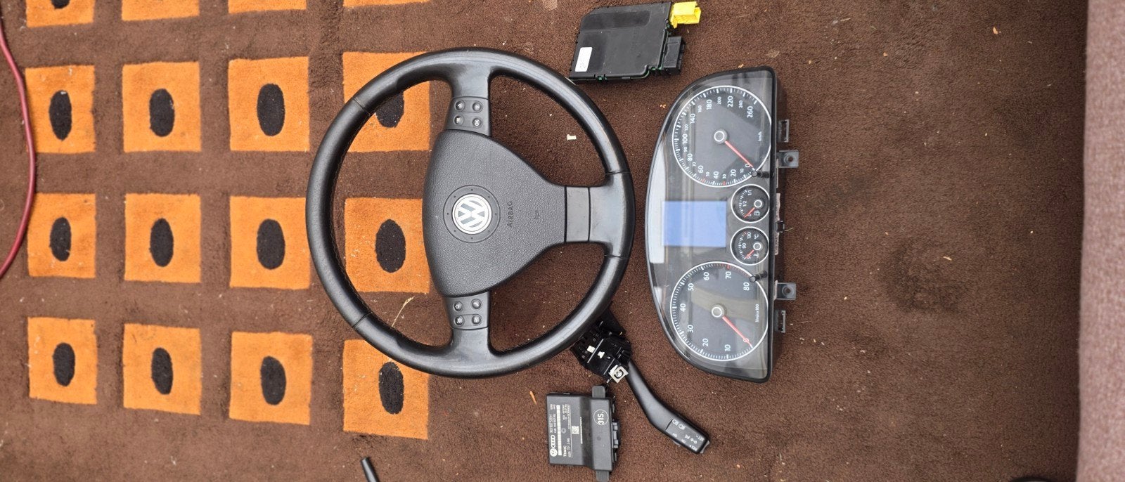 VW Touran/Golf 5 (PQ35) Onderdelen: Stuur, Teller, Gateway, Ophalen of Verzenden, Gebruikt, Volkswagen