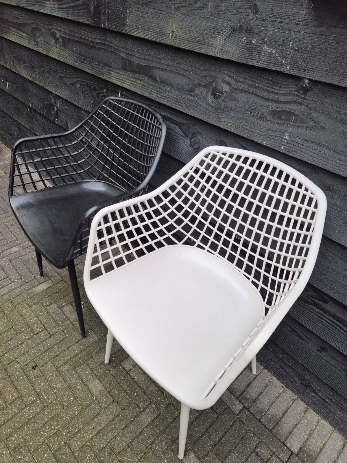 Gratis Webbing stoel zwart en creme, Ophalen, Kunststof, Gebruikt, Twee