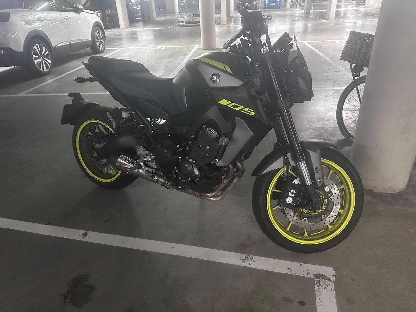 Yamaha MT-09 2018 Night Fluo | Quickshifter | Scorpion |, Motoren, Particulier, Naked bike