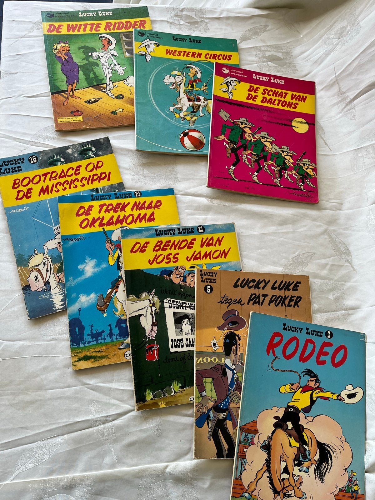 Lucky Luke Stripboeken Collectie - 8 Stuks, Meerdere stripboeken, Ophalen, Gelezen